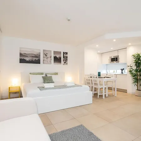 Golden Naimara Apartman *