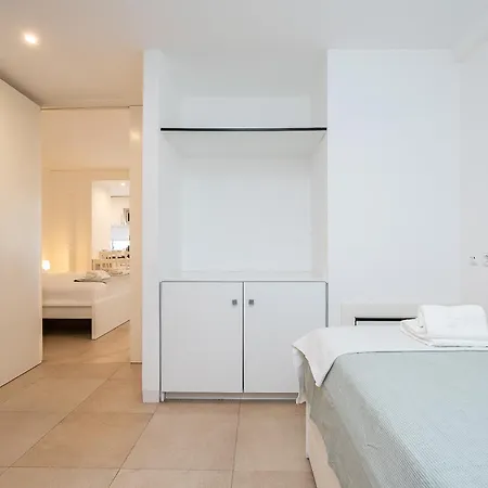 Golden Naimara Apartment